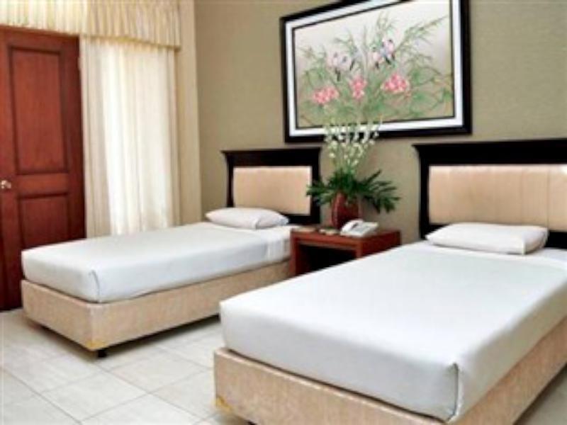Umm Inn Hotel Malang Esterno foto