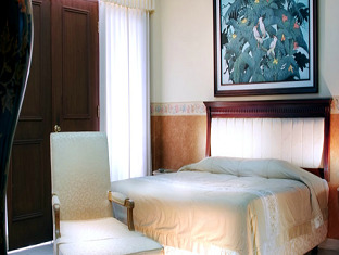 Umm Inn Hotel Malang Esterno foto